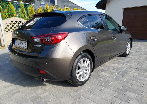 Mazda 3 cena 53000 przebieg: 142000, rok produkcji 2016 z Łask małe 596